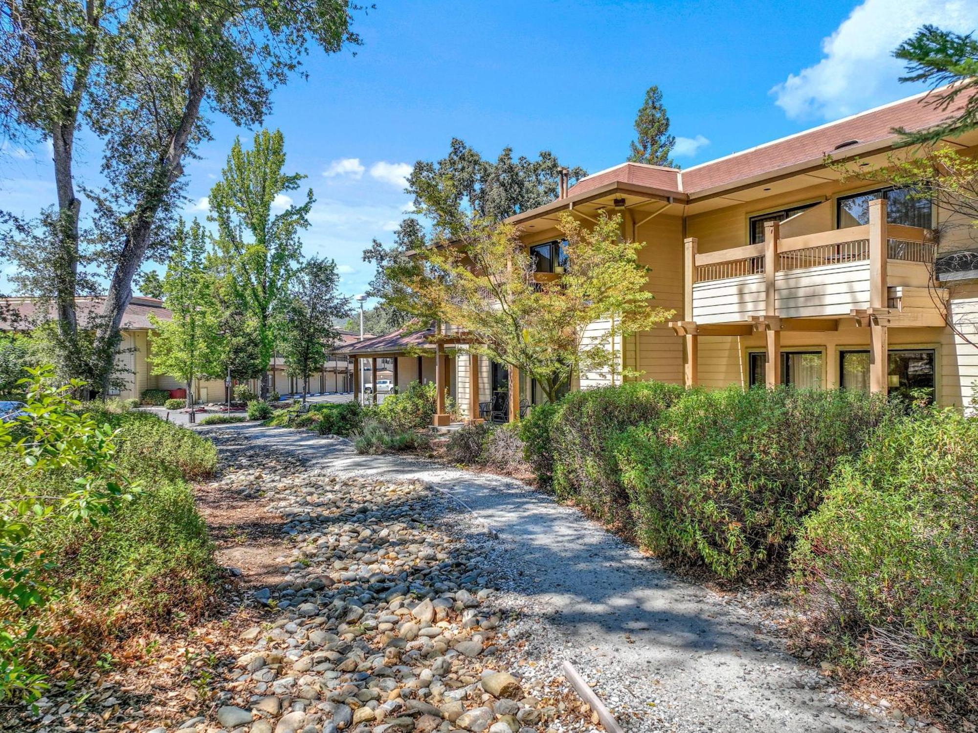 Best Western Plus Sonora Oaks Hotel And Conference Center Exteriér fotografie